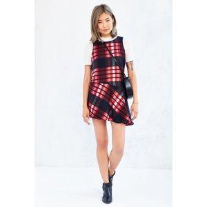 👗 Cooperative Asymmetrical Hem Plaid Tank Dress